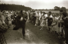 Harcerze : VI Piesza Pielgrzymka Wrocławska na Jasną Górę (fot. 3) [Dokument ikonograficzny]