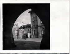 [Jelenia Góra - Plac Ratuszowy - kamienice] (fot. 4) [Dokument ikonograficzny]