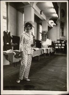 [Jelenia Góra - wystawa prac uczniów w auli LO] (fot. 3) [Dokument ikonograficzny]