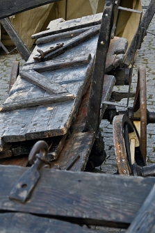 Teatr Migro (Krak&oacute;w). DROM - ścieżkami Rom&oacute;w (fot. 5) [Dokument ikonograficzny]