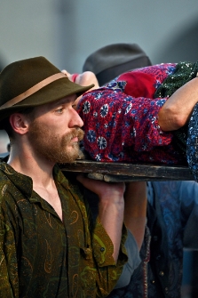 Teatr Migro (Krak&oacute;w). DROM - ścieżkami Rom&oacute;w (fot. 59) [Dokument ikonograficzny]