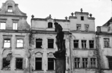 [Jelenia Góra - Plac Ratuszowy - Neptun] (fot. 8) [Dokument ikonograficzny]