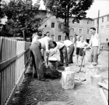 [Jelenia G&oacute;ra - Cieplice : czyn społeczny] (fot. 3) [Dokument ikonograficzny]