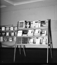 [Jelenia Góra - Klub Księgarza : Wystawa książki radzieckiej : 7-14 listopada 1964] (fot. 6) [Dokument życia społecznego]