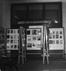 [Jelenia Góra - Księgarnia "Dom Książki" : Wystawa książki radzieckiej : 9-15 listopada 1966] (fot. 4) [Dokument życia społecznego]