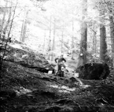 [Zawody motocyklowe] (fot. 2) [Dokument ikonograficzny]