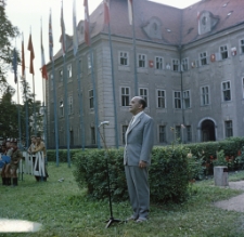 [Jelenia Góra - Cieplice : zlot młodzieży : 22 lipca 1964] (fot. 8) [Dokument ikonograficzny]