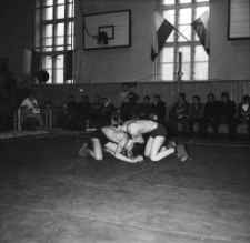 [Zawody zapaśnicze] (fot. 3) [Dokument ikonogaficzny]