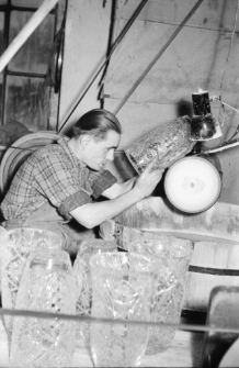 Piechowice - huta szkła "Julia" (fot. 9) [Dokument ikonograficzny]