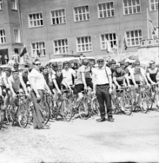 XII Międzynarodowy Wyścig Kolarski o Puchar Karkonoszy (fot. 17) [Dokument ikonograficzny]