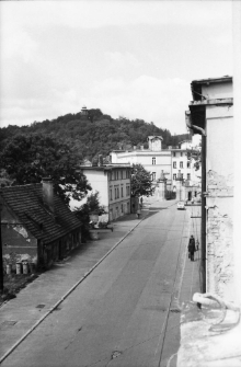 Jelenia G&oacute;ra : ulica Obrońc&oacute;w Pokoju (fot. 1) [Dokument ikonograficzny]