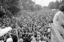 Jelenia Góra. Wiec Solidarności 30 czerwca 1981 (fot. 35) [Dokument ikonograficzny]
