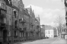 Jelenia G&oacute;ra : ulica Matejki (fot. 4) [Dokument ikonograficzny]