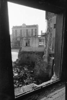 Jelenia Góra : plac ks. kard. Stefana Wyszyńskiego (fot. 2) [Dokument ikonograficzny]