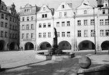 [Jelenia Góra - Plac Ratuszowy] (fot. 7) [Dokument ikonograficzny]