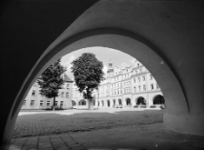 [Jelenia Góra - Plac Ratuszowy] (fot. 16) [Dokument ikonograficzny]