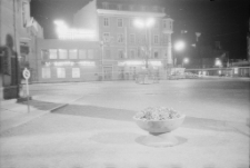 [Jelenia G&oacute;ra - Plac Niepodległości] (fot. 3) [Dokument ikonograficzny]