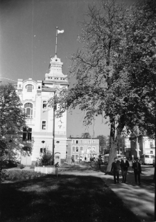 [Jelenia Góra - Aleja Wojska Polskiego] (fot. 4) [Dokument ikonograficzny]