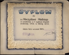 Dyplom dla kol. Mieczysława Hładkiego za uczestnictwo w II wystawie fotografii amatorskiej S.M.F.A. w Jeleniej Górze, 09.1962 r.