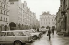 [Jelenia G&oacute;ra - Plac Ratuszowy] (fot. 27) [Dokument ikonograficzny]