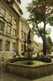 [Jelenia Góra - Plac Ratuszowy] (fot. 33) [Dokument ikonograficzny]