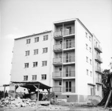 [Jelenia Góra (Cieplice) : ulica Podgórzyńska] (fot.1) [Dokument ikonograficzny]