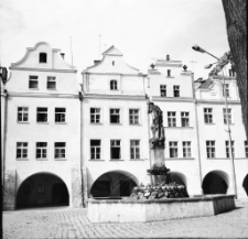 [Jelenia Góra - Plac Ratuszowy : Neptun] (fot. 12) [Dokument ikonograficzny]