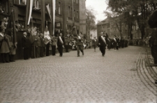 [Jelenia Góra : pochód pierwszomajowy] (fot. 10) [Dokument ikonograficzny]