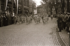 [Jelenia Góra : pochód pierwszomajowy] (fot. 13) [Dokument ikonograficzny]