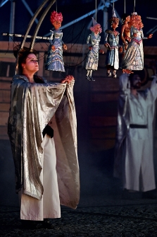 Teatr Klinika Lalek &ndash; Kosmiczna podr&oacute;ż Guliwera (fot. 8) [Dokument ikonograficzny]