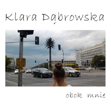 Klara Dąbrowska – Obok mnie - katalog [Dokument elektroniczny]