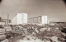 Zabobrze : ulica Ludomira Różyckiego (fot.2) [Dokument ikonograficzny]