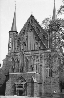 Frombork : Archikatedra (fot. 1) [Dokument ikonograficzny]