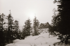 [Schronisko "Pod Łabskim Szczytem"] (fot. 1) [Dokument ikonograficzny]