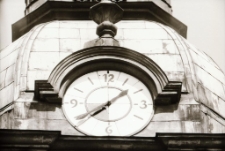 [Zegar na wieży Ratusza w Jeleniej Górze][Dokument ikonograficzny]