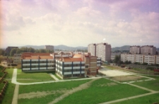 Szkoła nr 11 im. Fryderyka Chopina w Jeleniej Górze (fot. 2) [Dokument ikonograficzny]