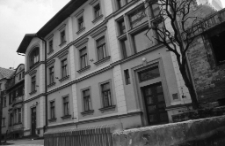 Jelenia G&oacute;ra - Wojew&oacute;dzka Biblioteka Publiczna [Dokument ikonograficzny]