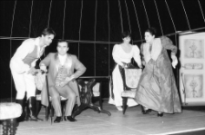 Śluby panieńskie czyli Magnetyzm serca (fot. 1) [Dokument ikonograficzny]