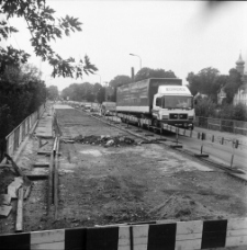 Bolesławiec - Remont mostu (fot. 1) [Dokument ikonograficzny]