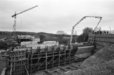 Budowa most&oacute;w na Nysie (fot. 9) [Dokument ikonograficzny]