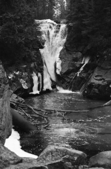 Wodospad Szklarki (fot. 7) [Dokument ikonograficzny]