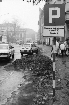 Jelenia G&oacute;ra - Parking przy ulicy Piłsudskiego [Dokument ikonograficzny]