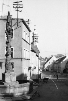 Lubomierz - figura św. Maternusa (fot. 2) [Dokument ikonograficzny]