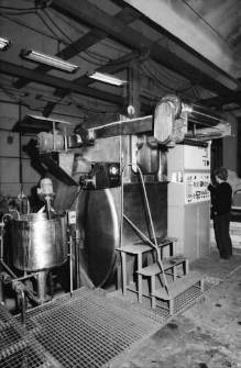 Lubawka - Zakłady Przemysłu Dziewiarskiego "WATRA" (fot. 1) [Dokument ikonograficzny]