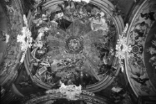 Sanktuarium Matki Bożej Łaskawej w Krzeszowie (fot. 2) [Dokument ikonograficzny]