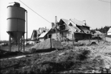 Jelenia Góra - budowa Ośrodka Wypoczynkowego "Juventur" (fot. 2) [Dokument ikonograficzny]