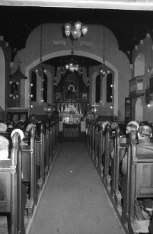 Kości&oacute;ł Rzymskokatolicki Pw. Matki Bożej Częstochowskiej w Dąbrowicy (fot. 2) [Dokument ikonograficzny]