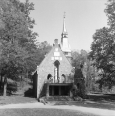 Kościół Rzymskokatolicki Pw. Matki Bożej Częstochowskiej w Dąbrowicy (fot. 4) [Dokument ikonograficzny]