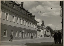 [Jelenia Góra (Cieplice) - Foto Zizi na Placu Piastowskim] [Dokument ikonograficzny]