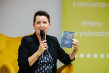 Spotkanie autorskie z Mają Wesołowską (fot. 16) [Dokument ikonograficzny]